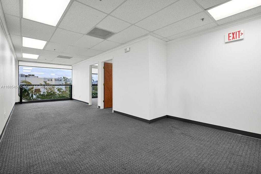 Small Image of 2691 EAST OAKLAND PARK BLVD #304, Fort Lauderdale Number 24