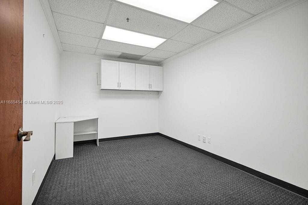 Small Image of 2691 EAST OAKLAND PARK BLVD #304, Fort Lauderdale Number 29