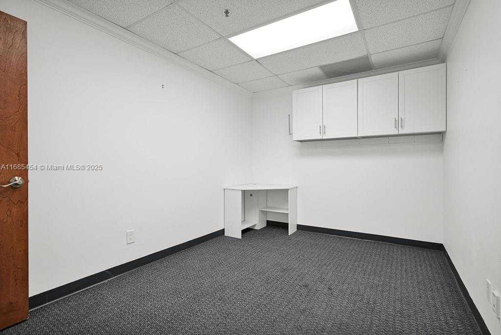 Small Image of 2691 EAST OAKLAND PARK BLVD #304, Fort Lauderdale Number 30