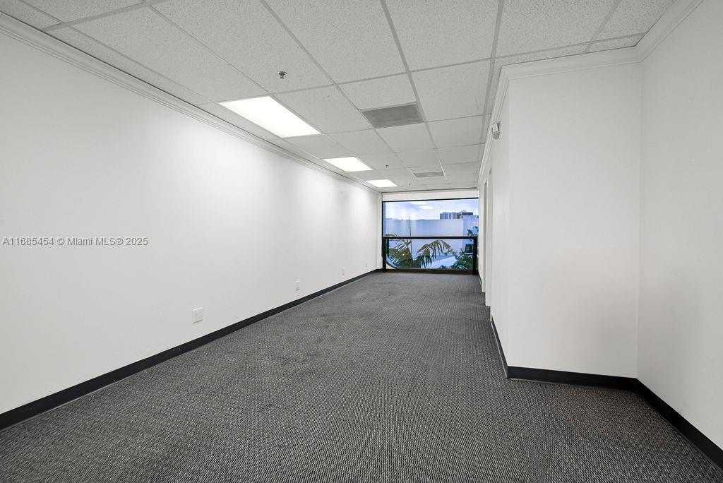 Small Image of 2691 EAST OAKLAND PARK BLVD #304, Fort Lauderdale Number 42