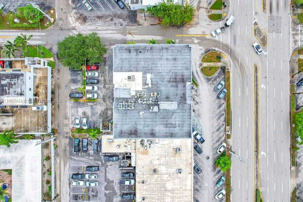 Small Image of 2691 EAST OAKLAND PARK BLVD #304, Fort Lauderdale Number 70