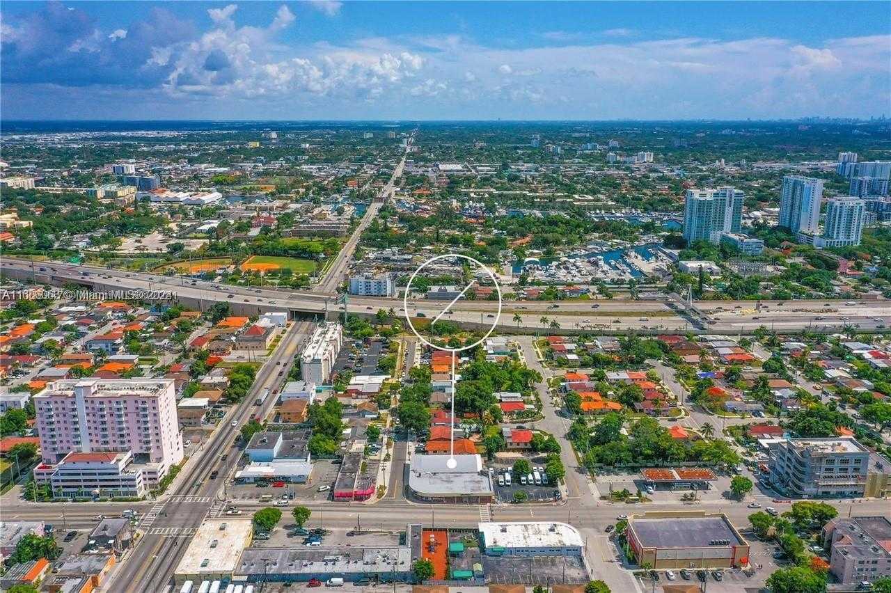 Small Image of 721 NORTH WEST 21ST CT, Miami Number 3