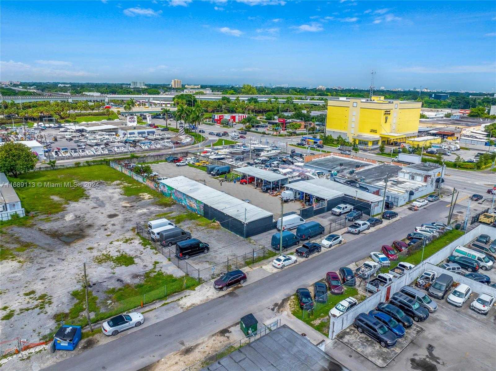 Small Image of 3700 NORTH WEST 27TH AVE, Miami Number 9