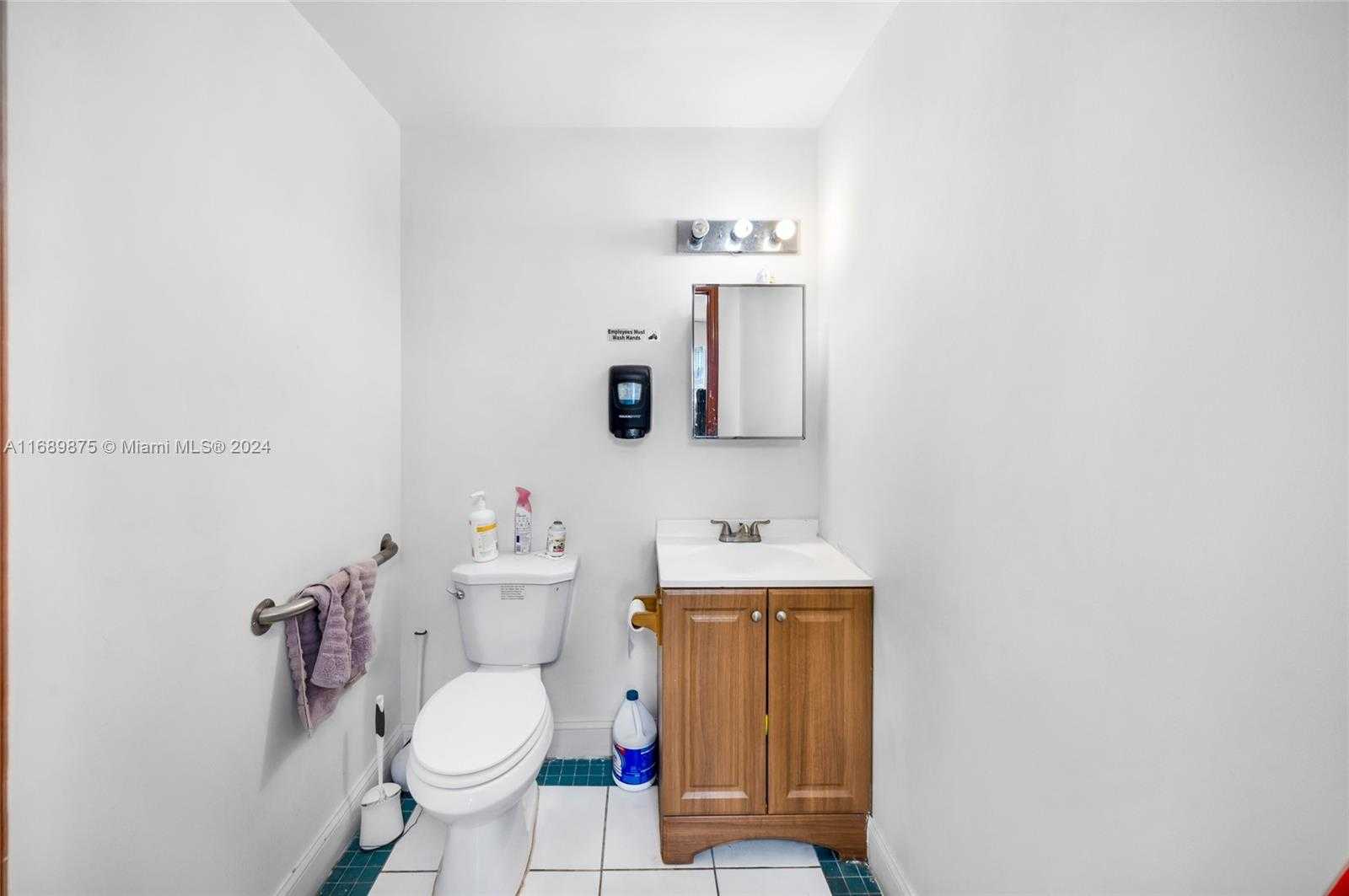 Small Image of 8125 NORTH WEST 93RD ST, Medley Number 29