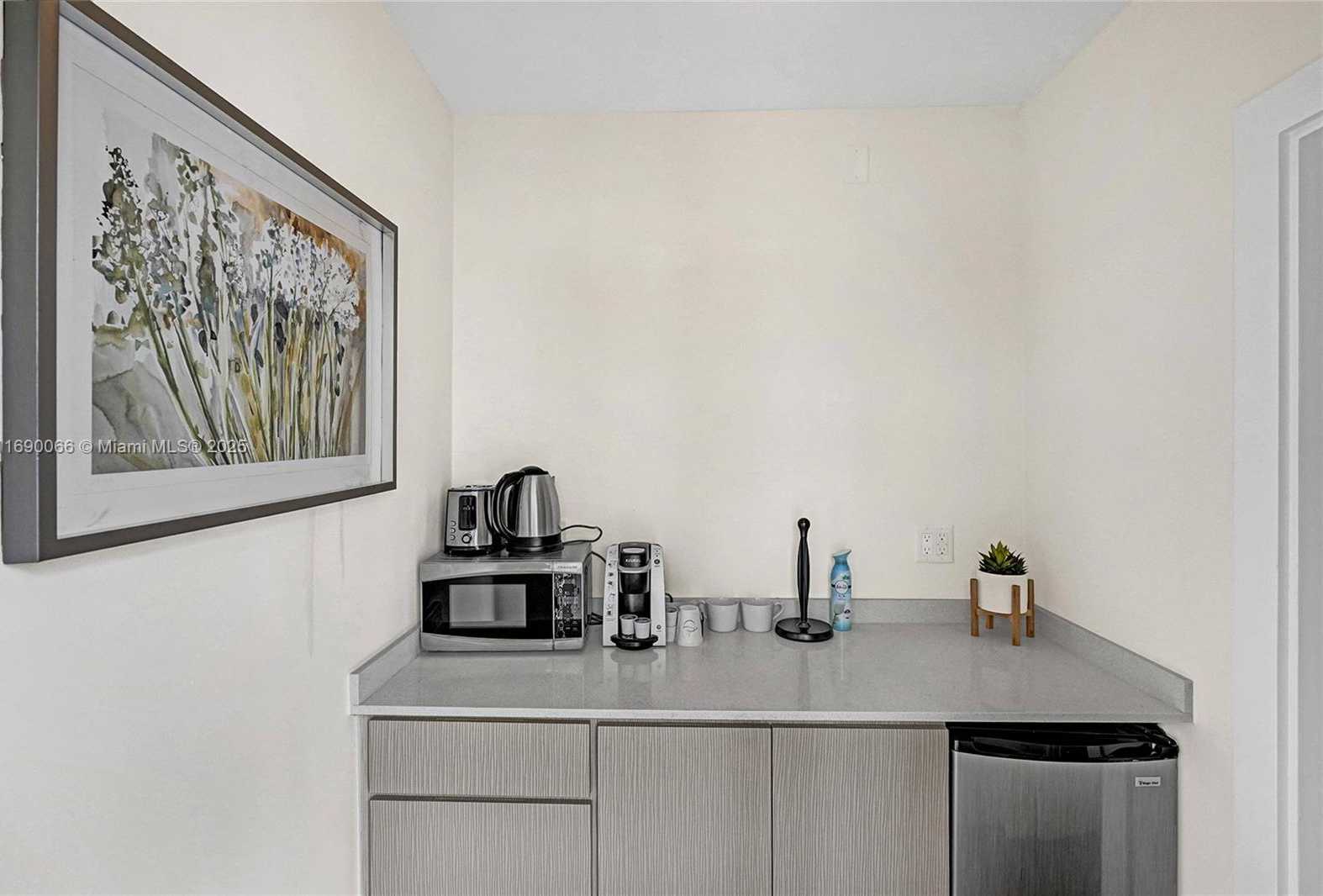 Small Image of 3020 SEVILLE ST, Fort Lauderdale Number 13