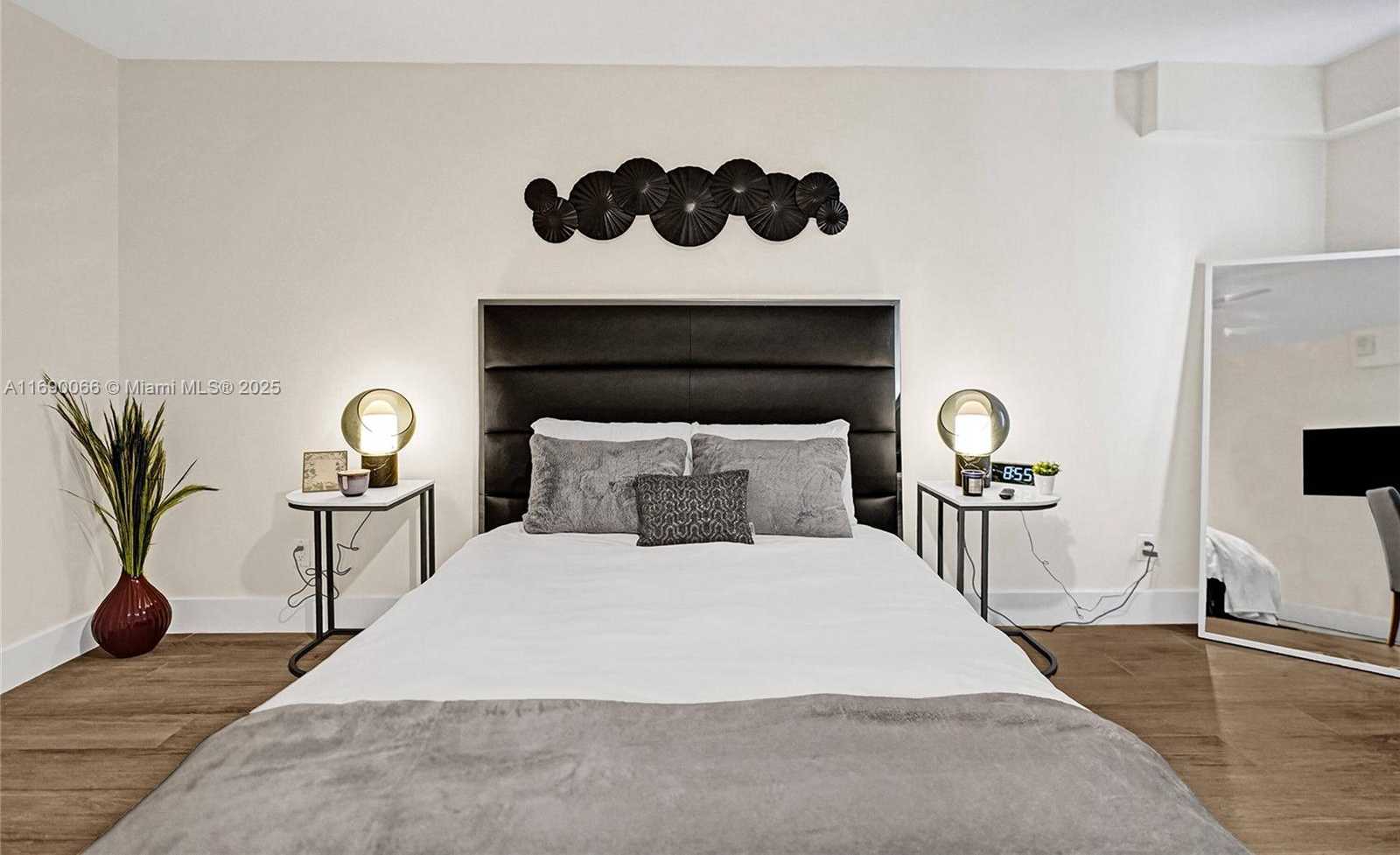 Small Image of 3020 SEVILLE ST, Fort Lauderdale Number 15