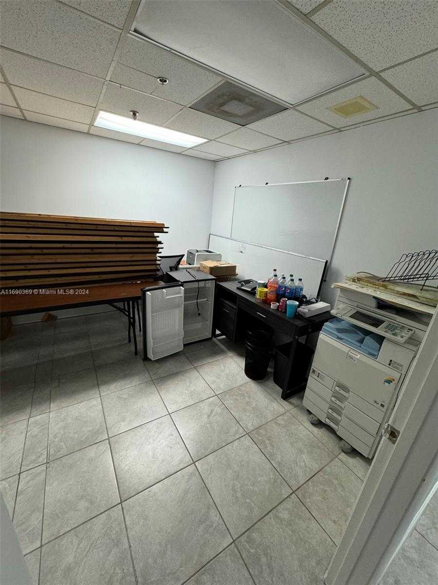 Small Image of 4445 WEST 16TH AVE #504, Hialeah Number 5
