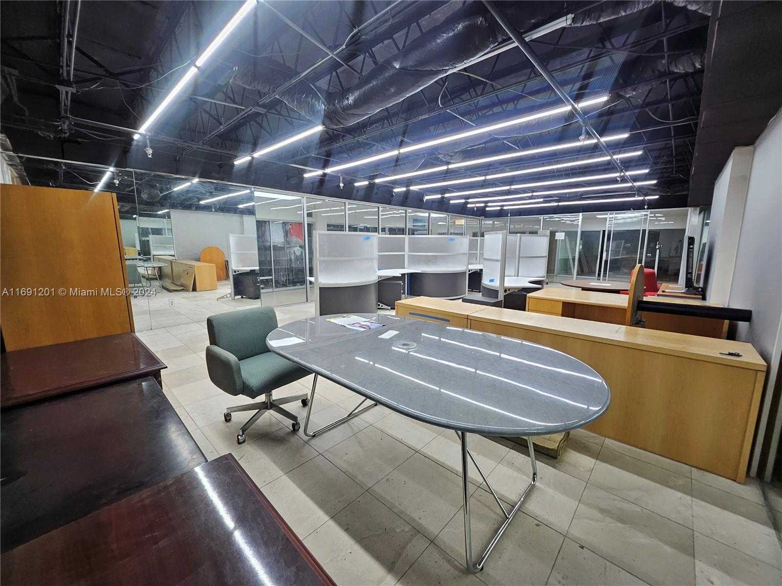 Small Image of 777 NORTH WEST 72ND AVE #2132, Miami Number 14