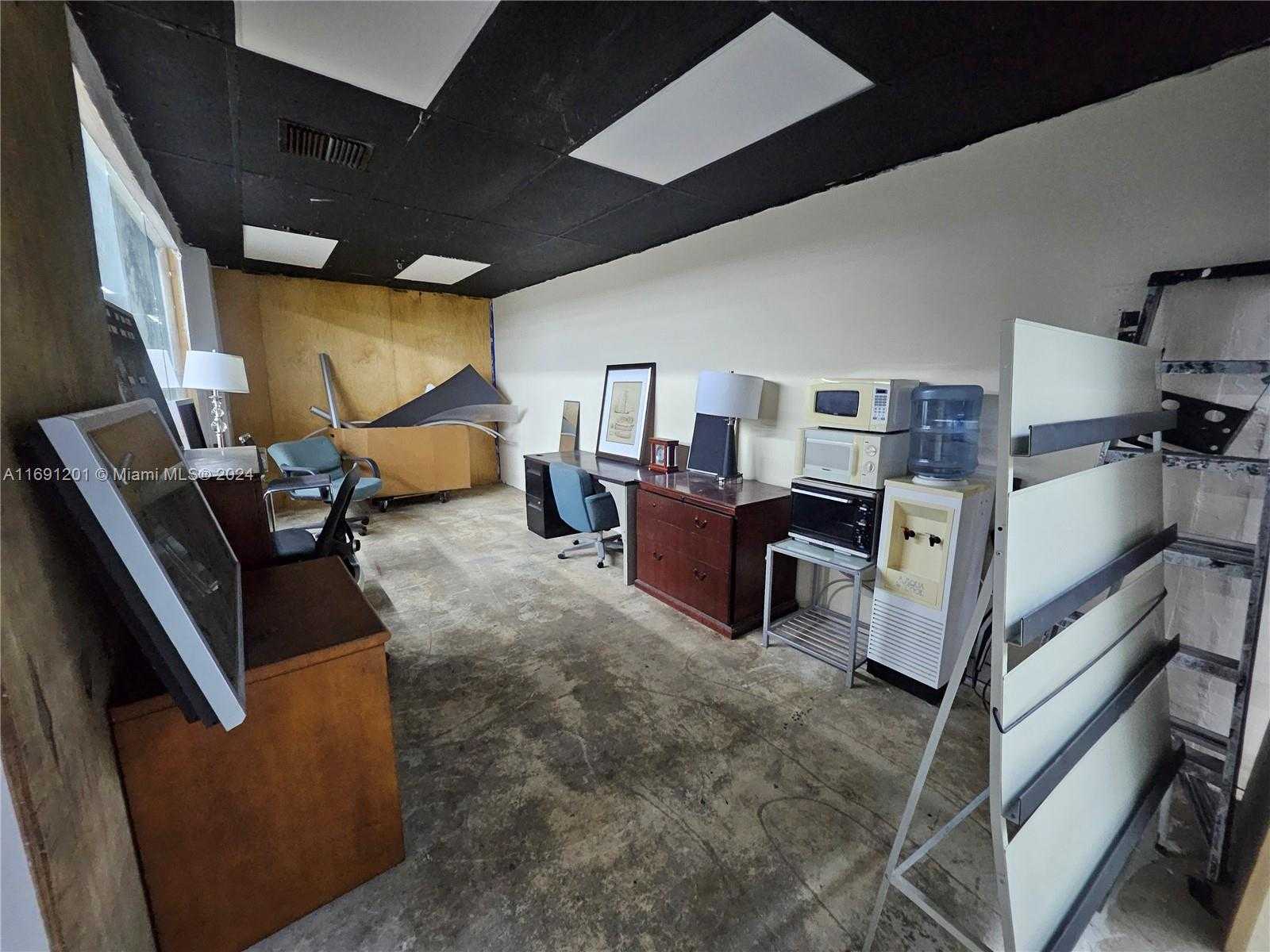 Small Image of 777 NORTH WEST 72ND AVE #2132, Miami Number 6