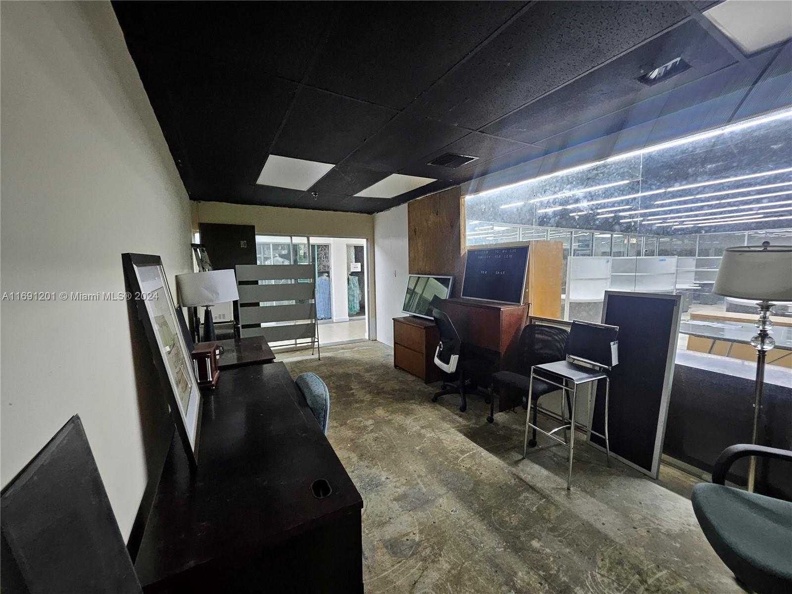 Small Image of 777 NORTH WEST 72ND AVE #2132, Miami Number 7