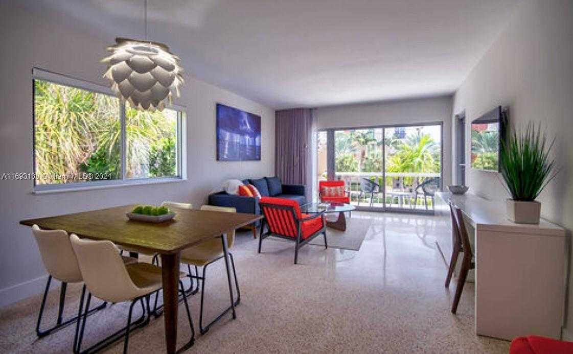 Small Image of 4433 EL MAR DR, Lauderdale By The Sea Number 6
