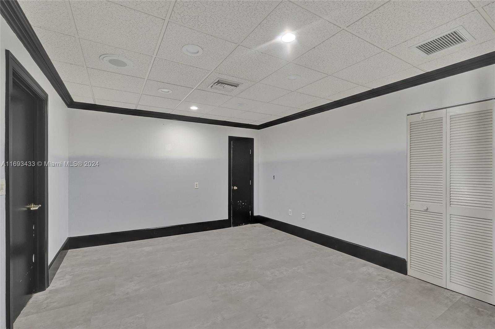 Small Image of 730 71ST ST, Miami Beach Number 13
