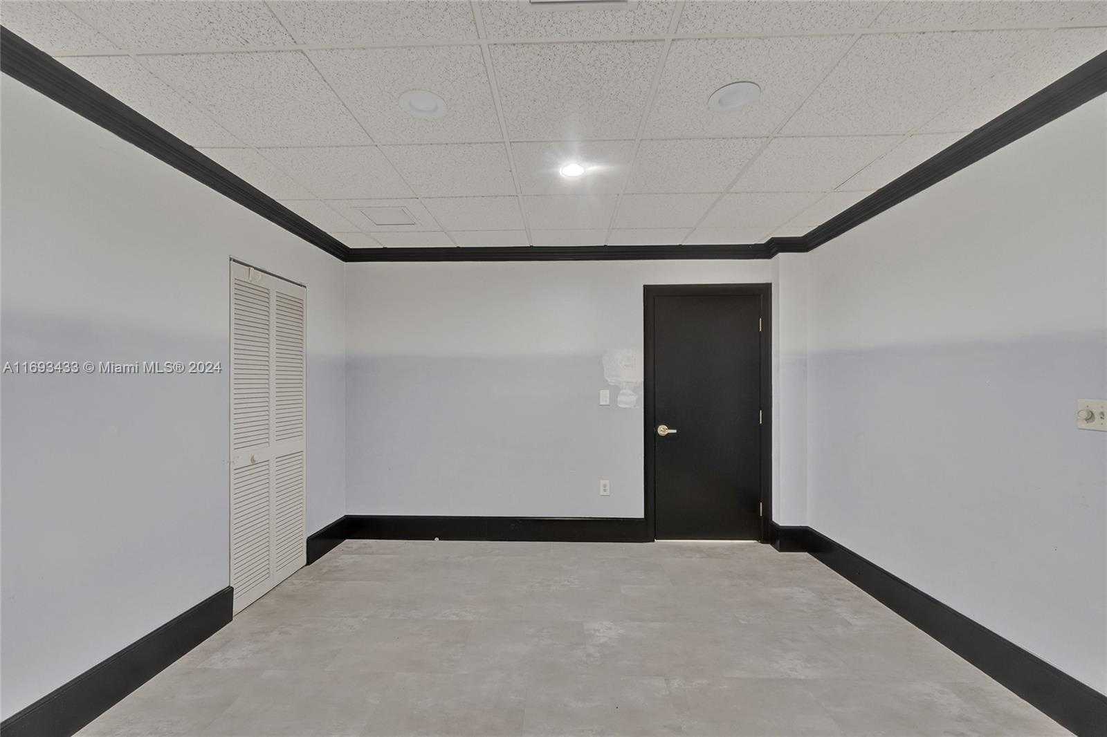 Small Image of 730 71ST ST, Miami Beach Number 17