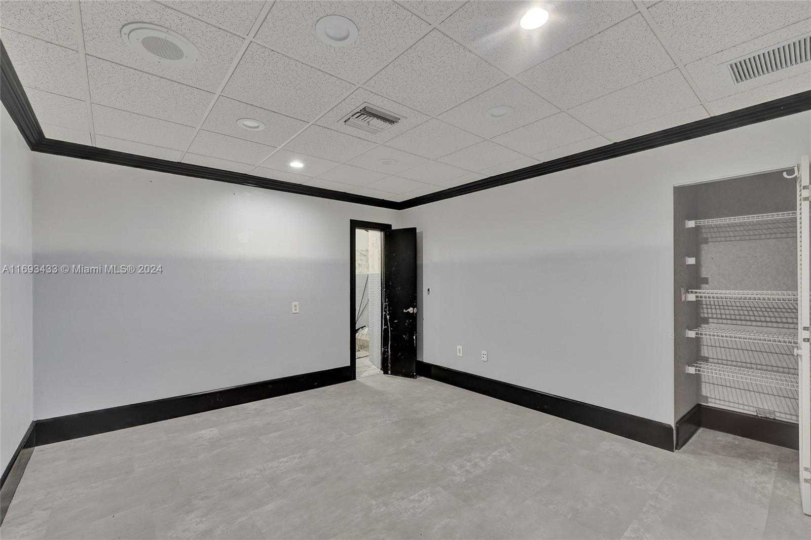 Small Image of 730 71ST ST, Miami Beach Number 18