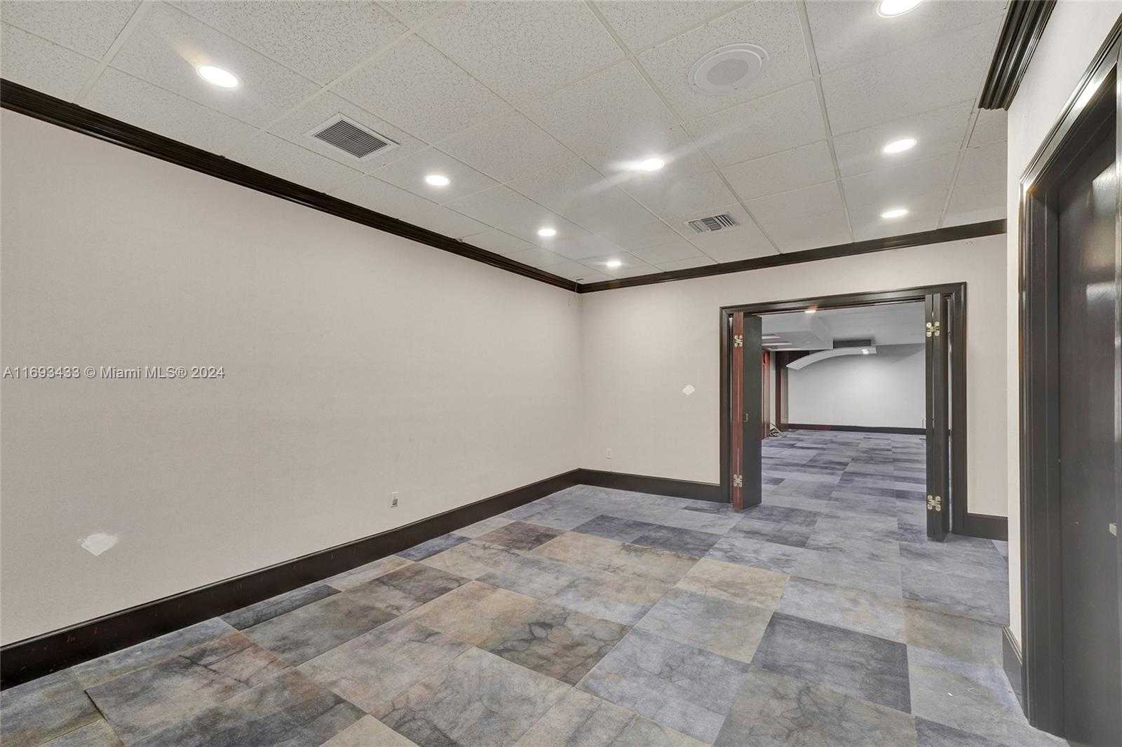 Small Image of 730 71ST ST, Miami Beach Number 30