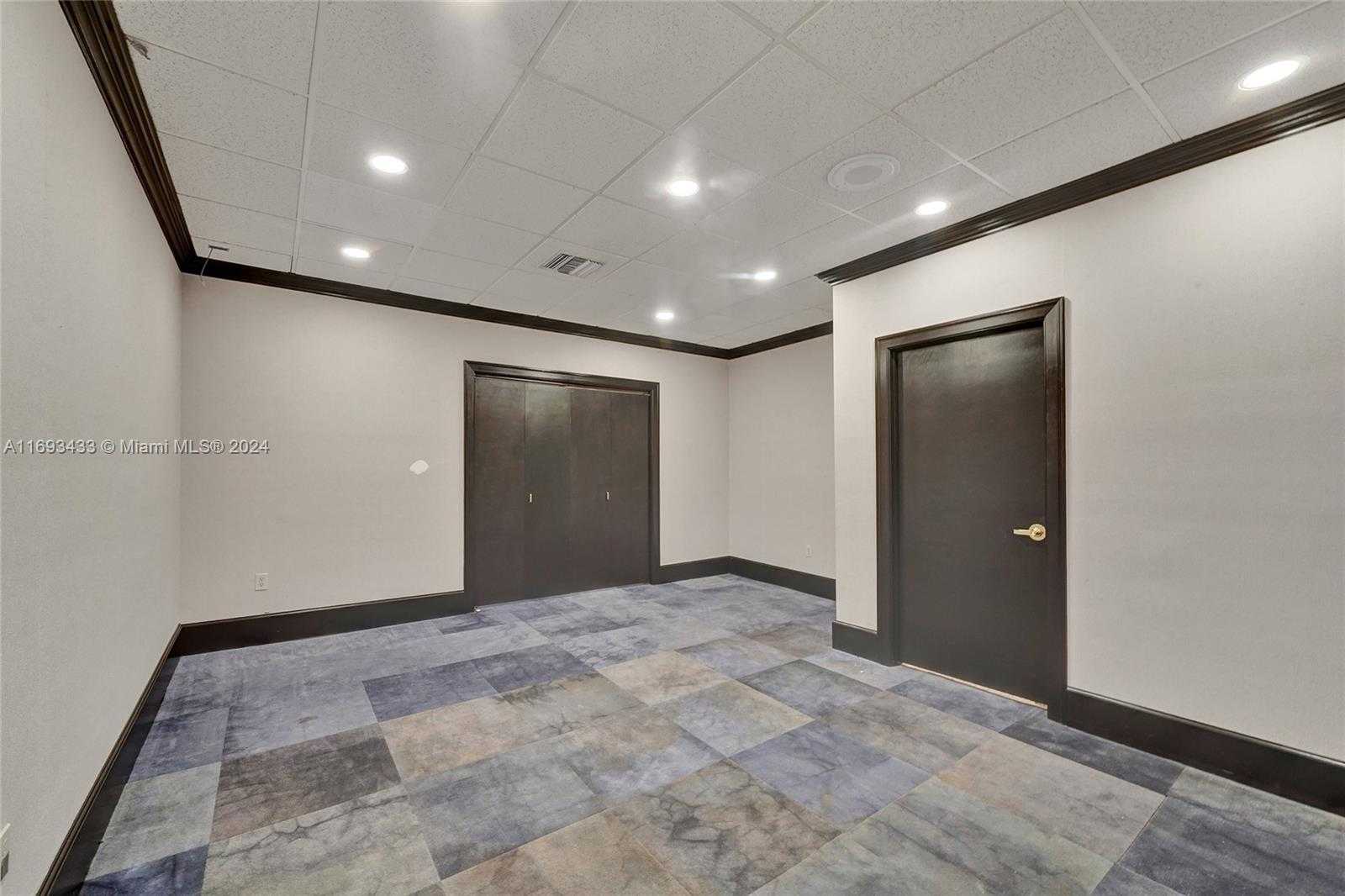 Small Image of 730 71ST ST, Miami Beach Number 32