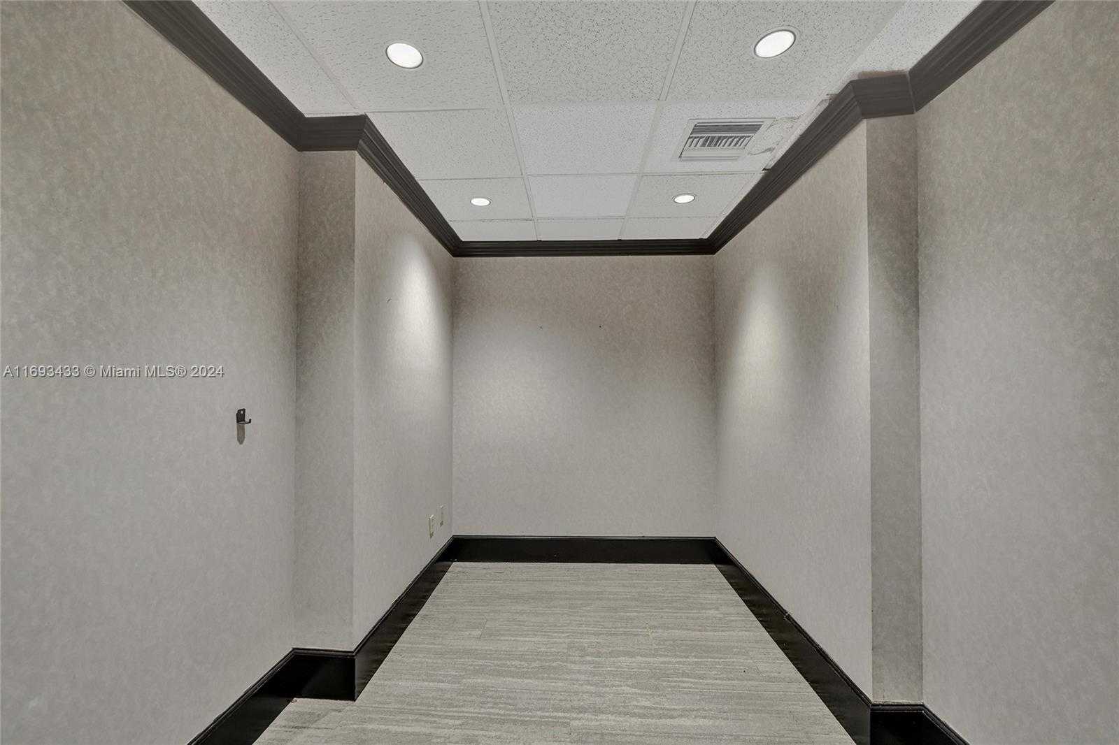 Small Image of 730 71ST ST, Miami Beach Number 40