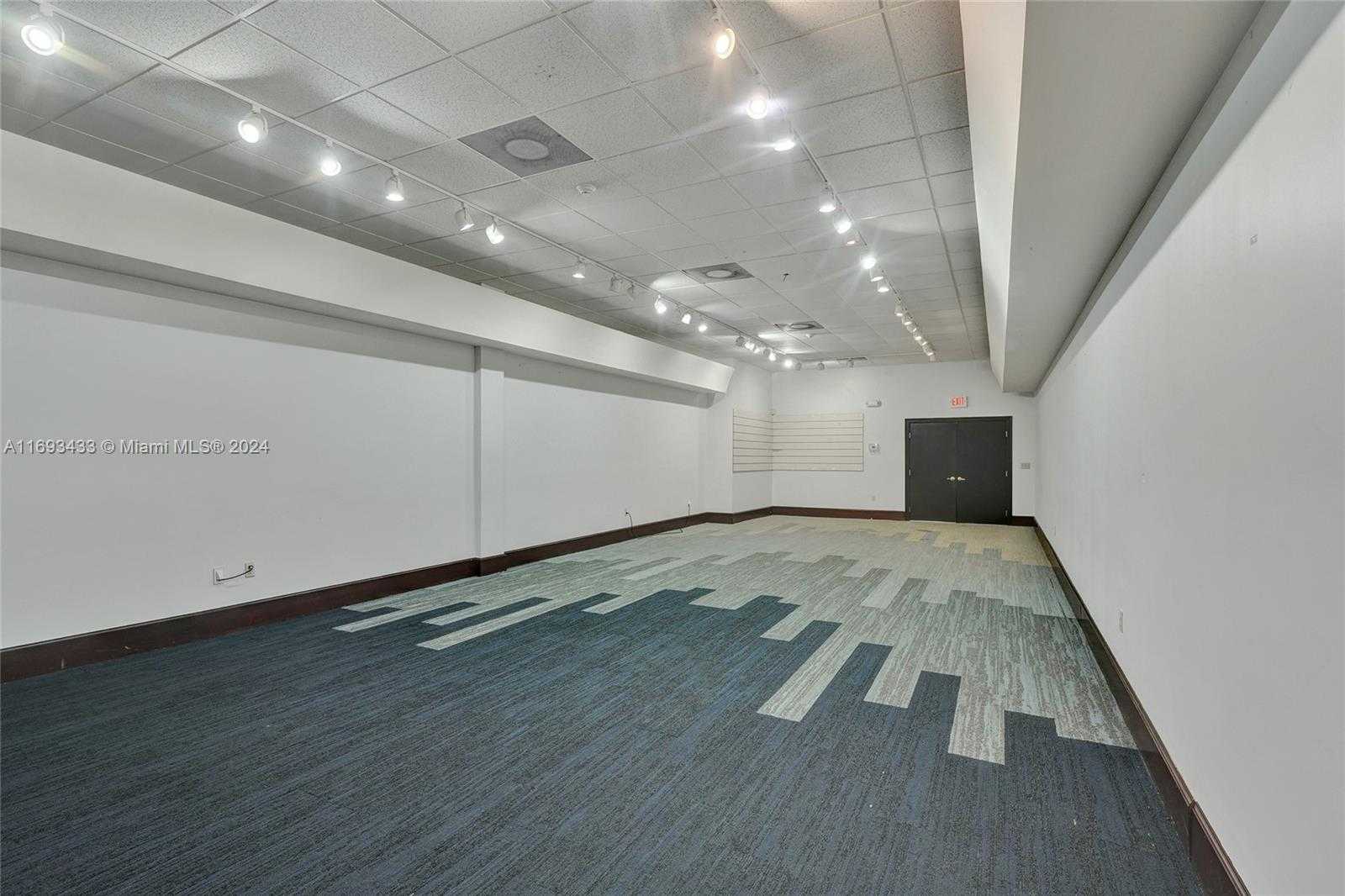 Small Image of 730 71ST ST, Miami Beach Number 64
