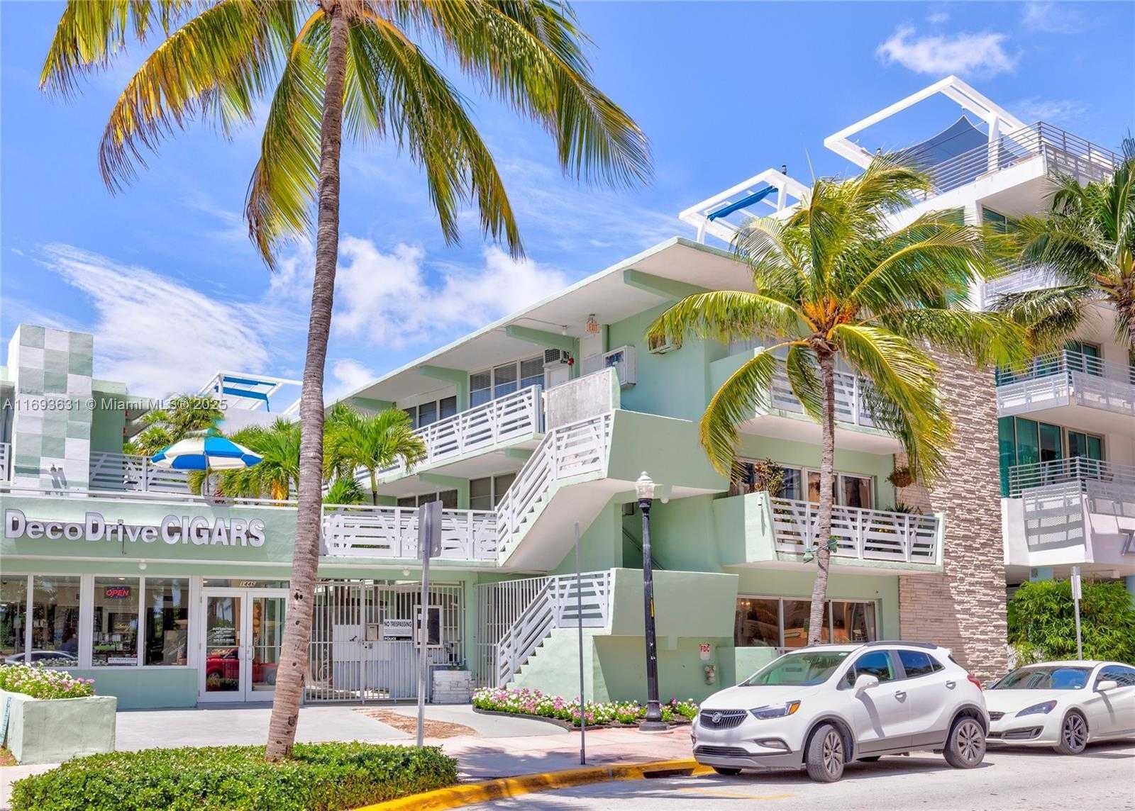 Small Image of 1446 OCEAN DR #1 & 2, Miami Beach Number 2