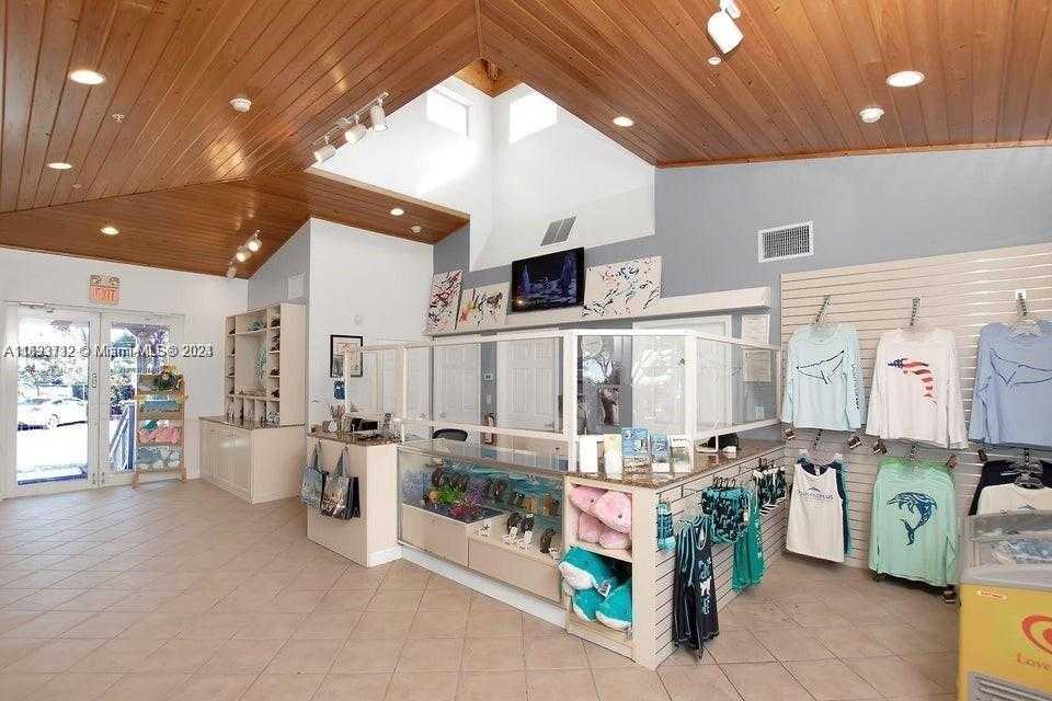 Small Image of 101910 OVERSEAS HWY, Key Largo Number 12