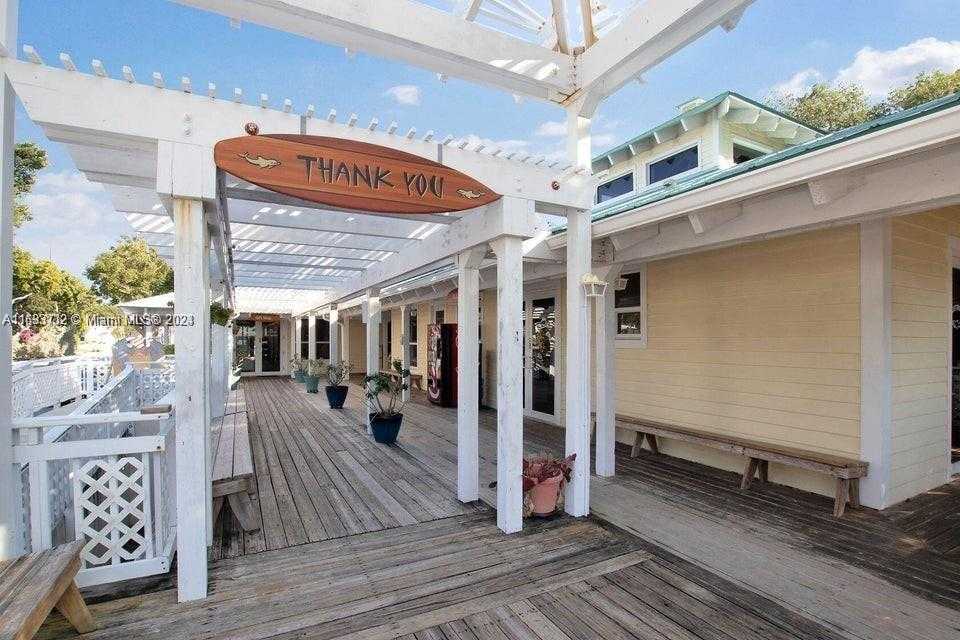 Small Image of 101910 OVERSEAS HWY, Key Largo Number 14