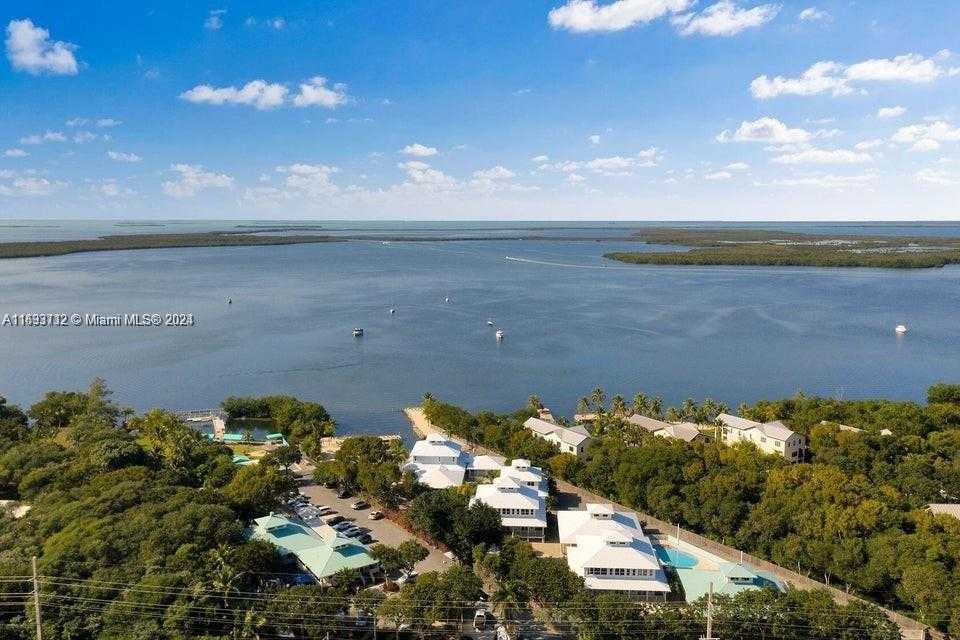 Small Image of 101910 OVERSEAS HWY, Key Largo Number 23