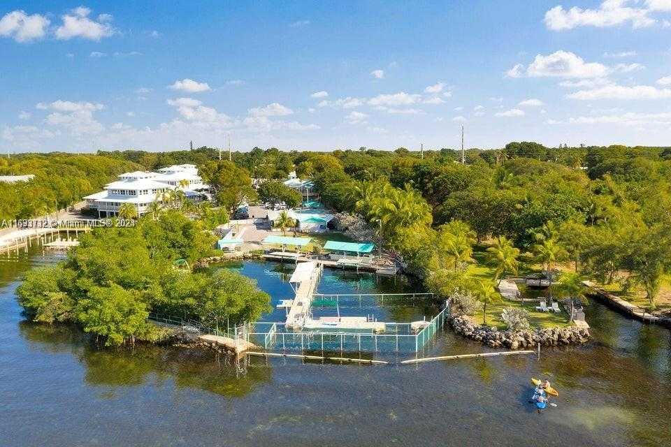 Small Image of 101910 OVERSEAS HWY, Key Largo Number 24