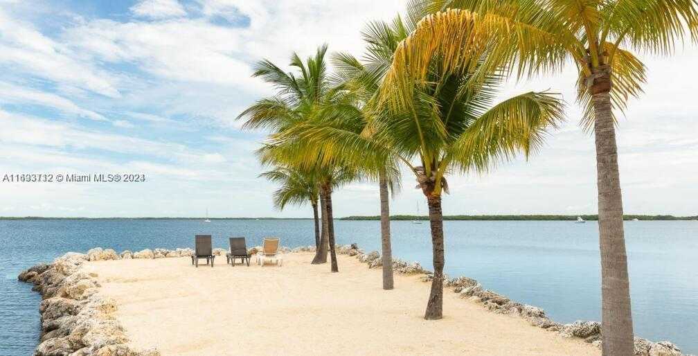 Small Image of 101910 OVERSEAS HWY, Key Largo Number 9