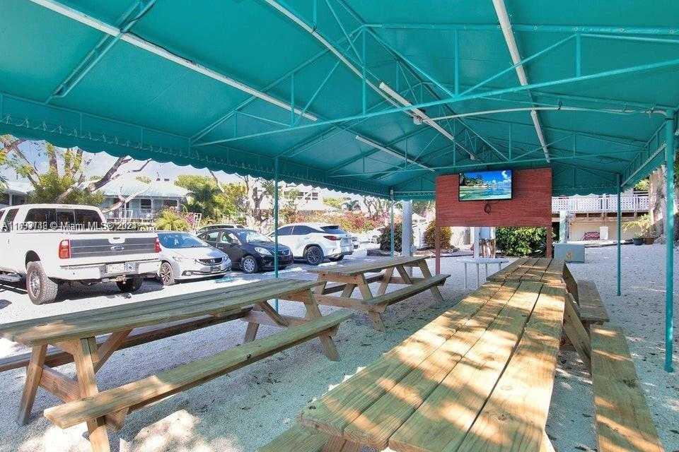 Small Image of 101910 OVERSEAS HWY, Key Largo Number 15