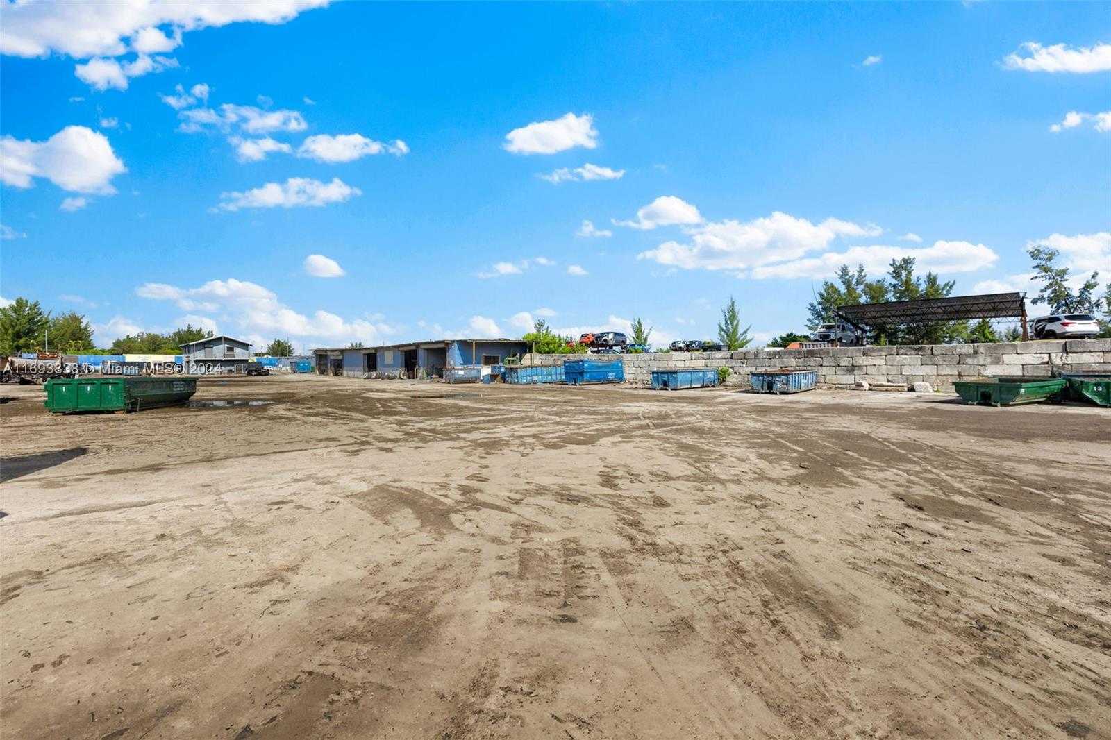 Small Image of 12705 CAIRO LN, Opa-Locka Number 15