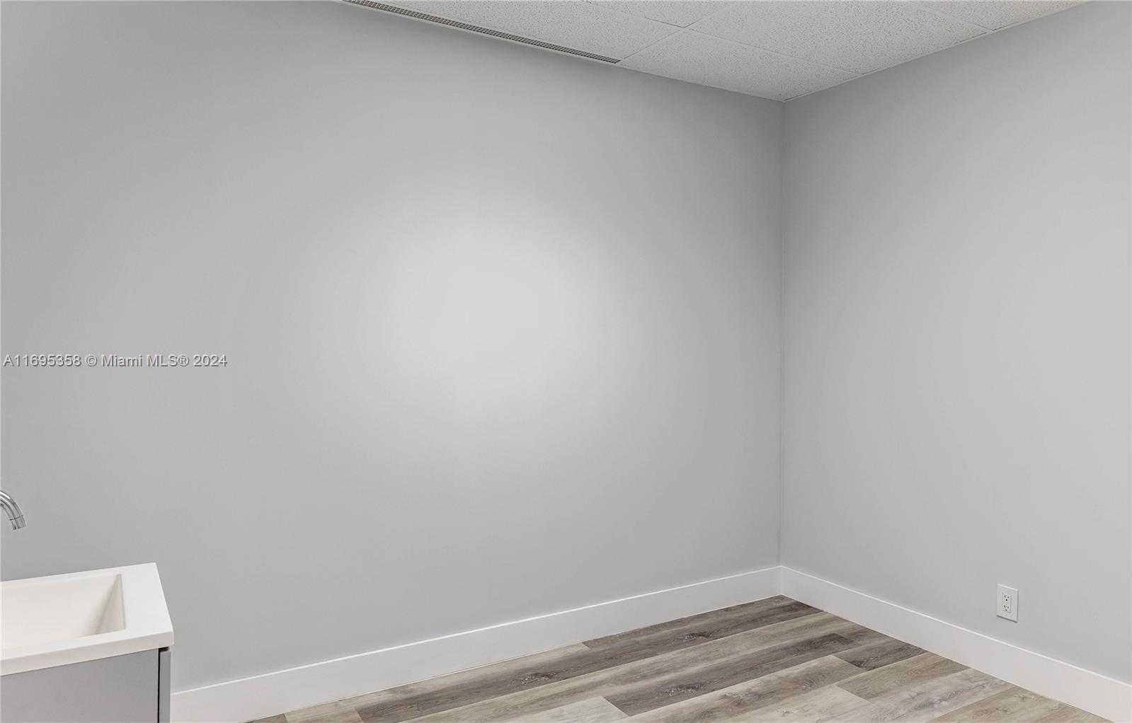Small Image of 2500 EAST HALLANDALE BEACH BLVD, Hallandale Beach Number 4