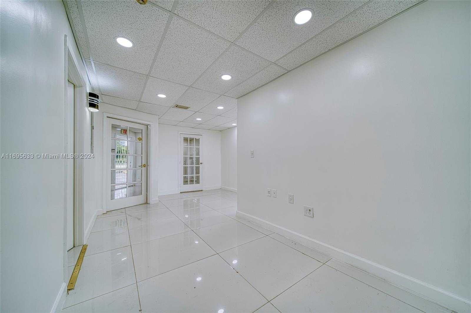 Small Image of 1225 NORTH EAST 162ND ST, North Miami Beach Number 15