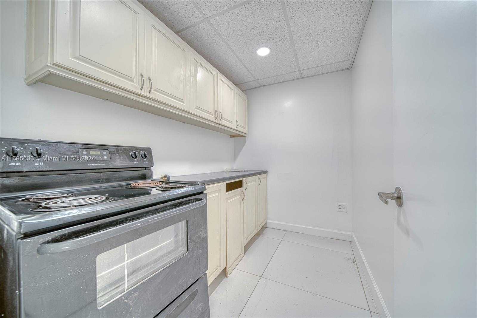 Small Image of 1225 NORTH EAST 162ND ST, North Miami Beach Number 17