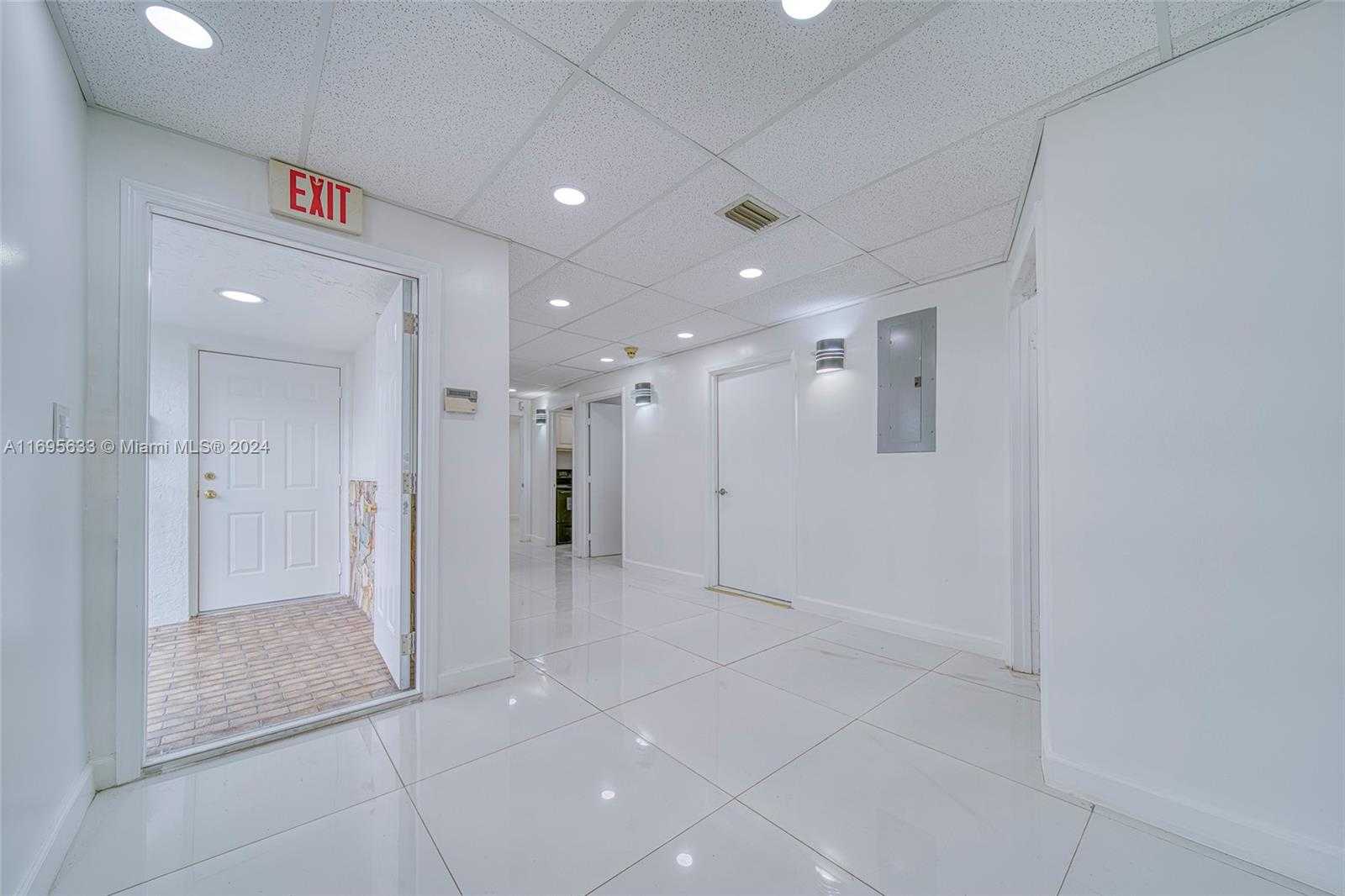 Small Image of 1225 NORTH EAST 162ND ST, North Miami Beach Number 9