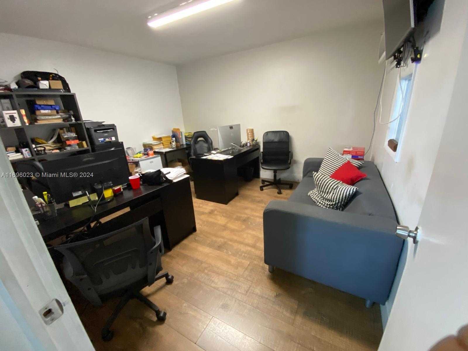 Small Image of 4753 NORTH WEST 72ND AVE #4753, Miami Number 3