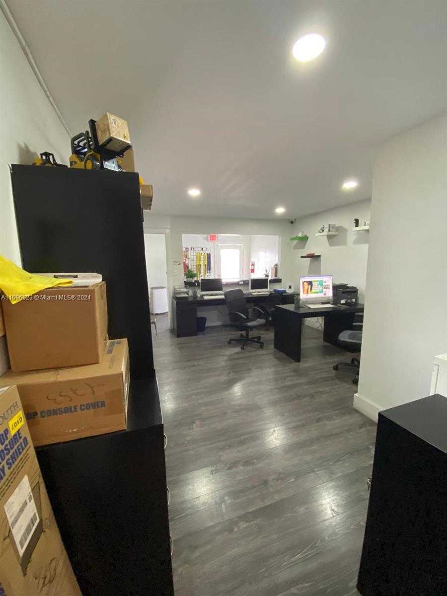 Small Image of 4753 NORTH WEST 72ND AVE #4753, Miami Number 4