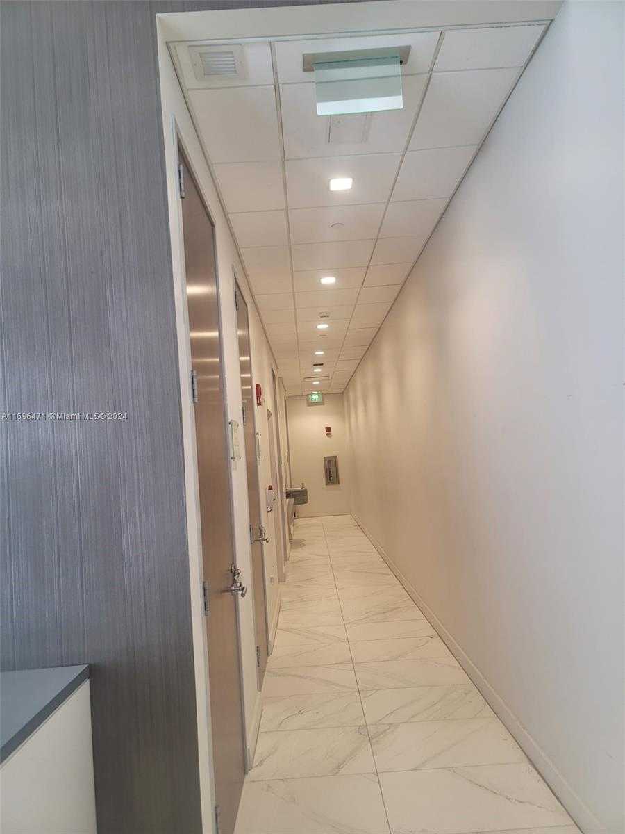 Small Image of 1950 NORTH WEST 87 AVE, Doral Number 9