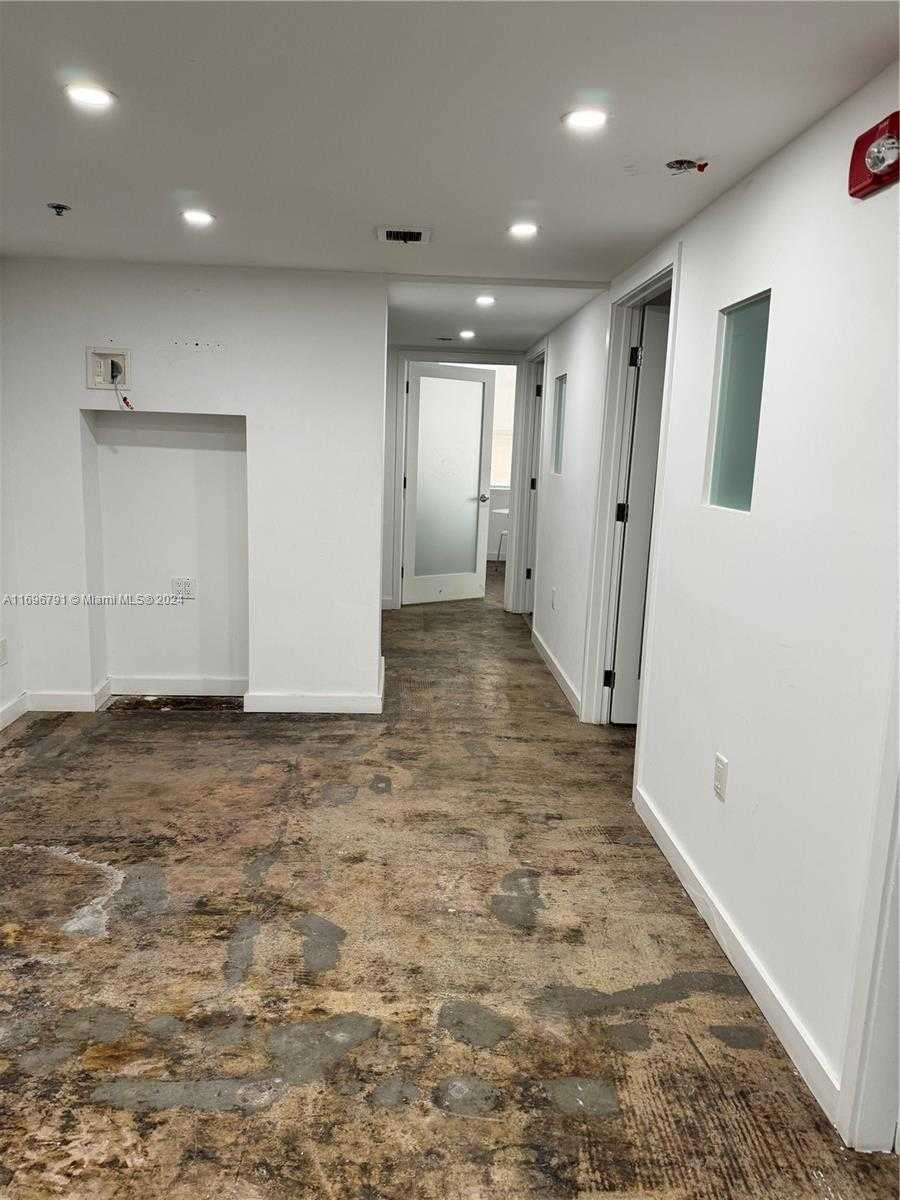 Small Image of 168 SOUTH EAST 1ST ST #1202, Miami Number 5