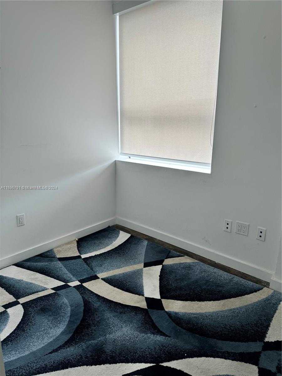Small Image of 168 SOUTH EAST 1ST ST #1202, Miami Number 7