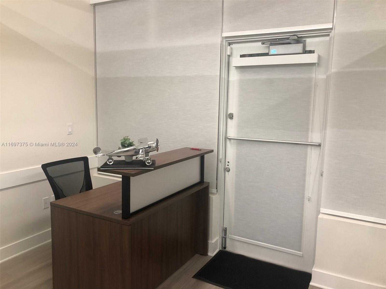 Imagen de Pequeño Objeto