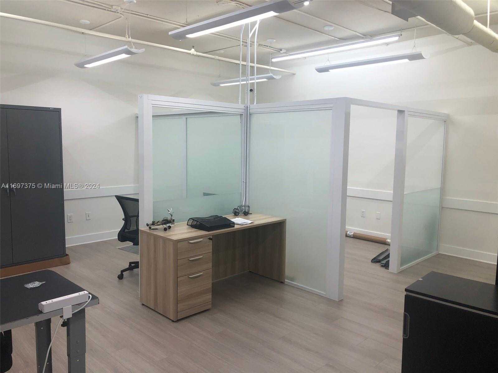 Imagen de Pequeño Objeto