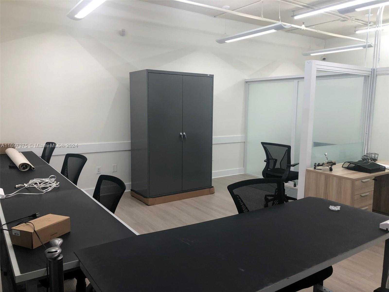 Imagen de Pequeño Objeto