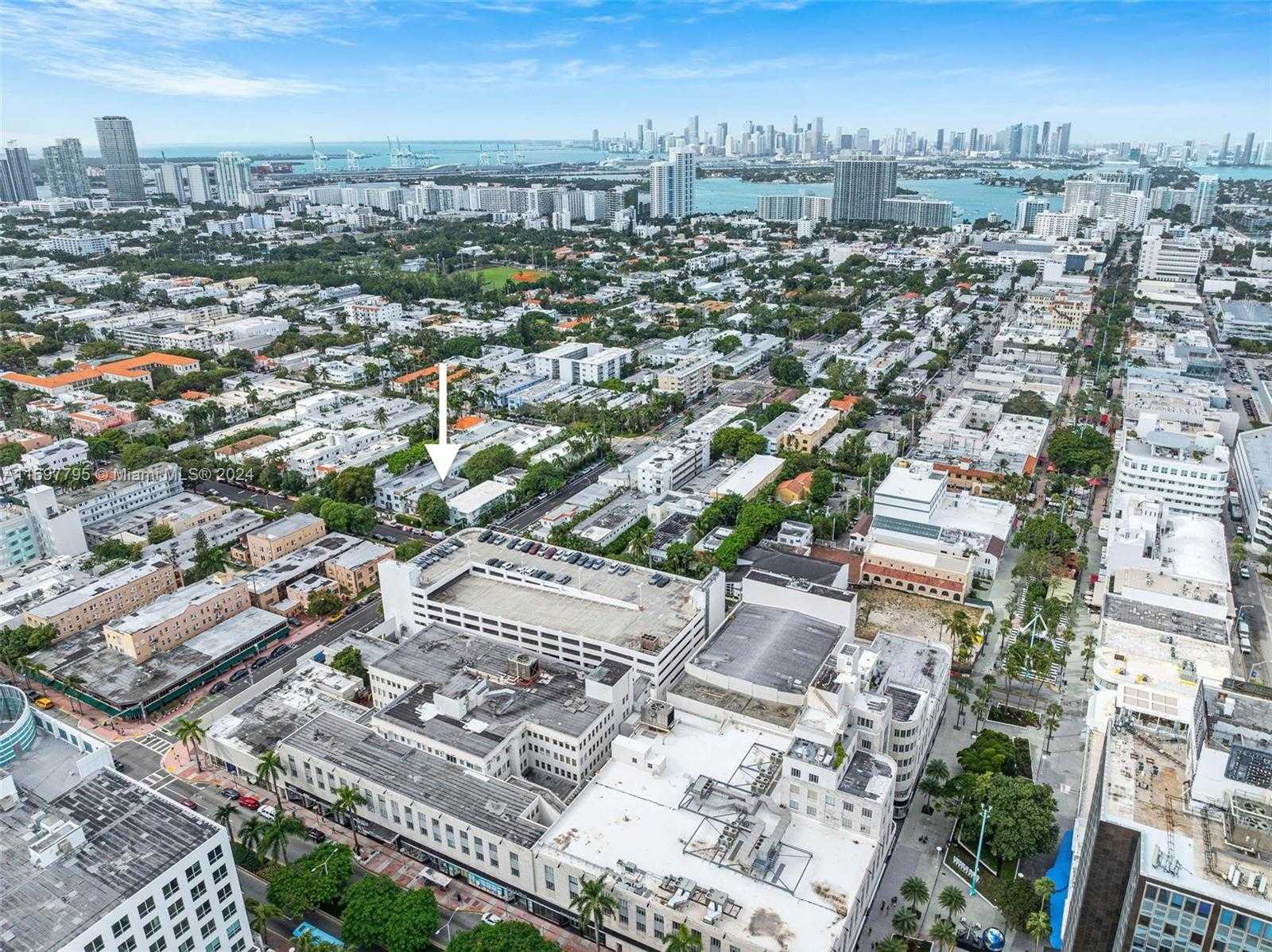 Small Image of 1568 DREXEL AVE, Miami Beach Number 10