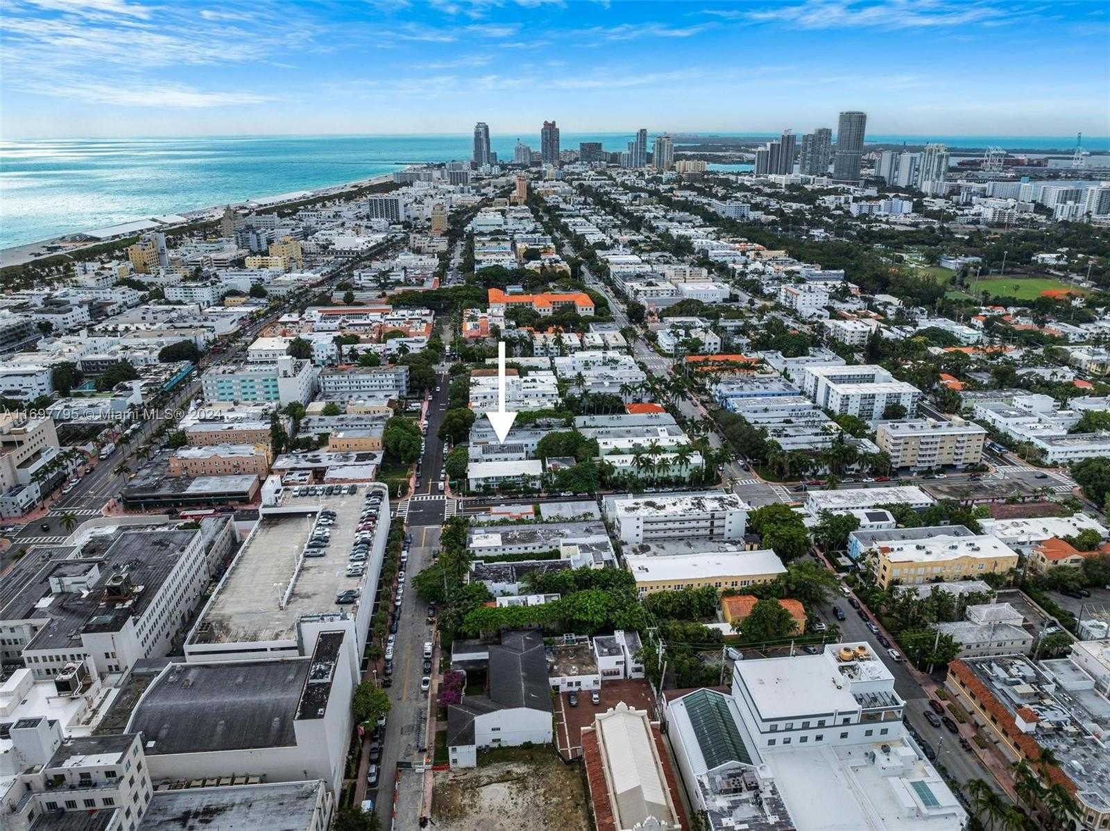 Small Image of 1568 DREXEL AVE, Miami Beach Number 11