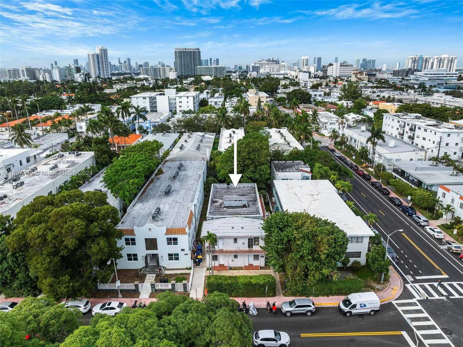 Small Image of 1568 DREXEL AVE, Miami Beach Number 3