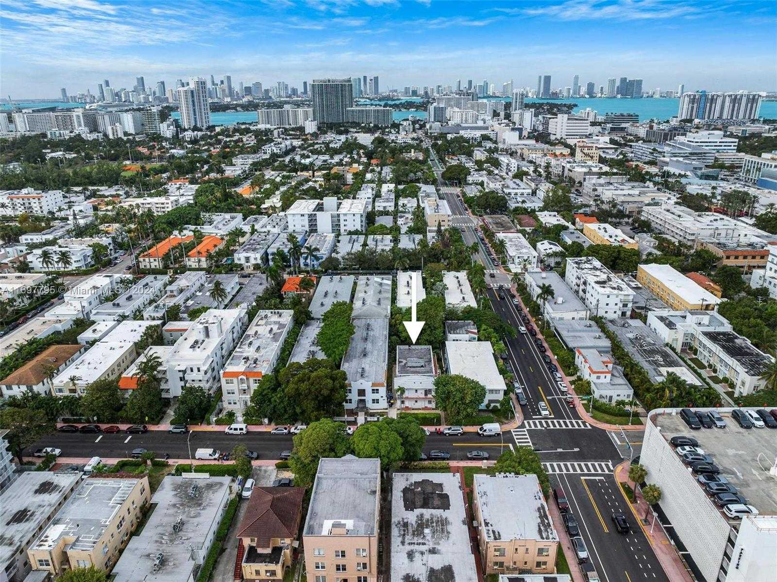 Small Image of 1568 DREXEL AVE, Miami Beach Number 8