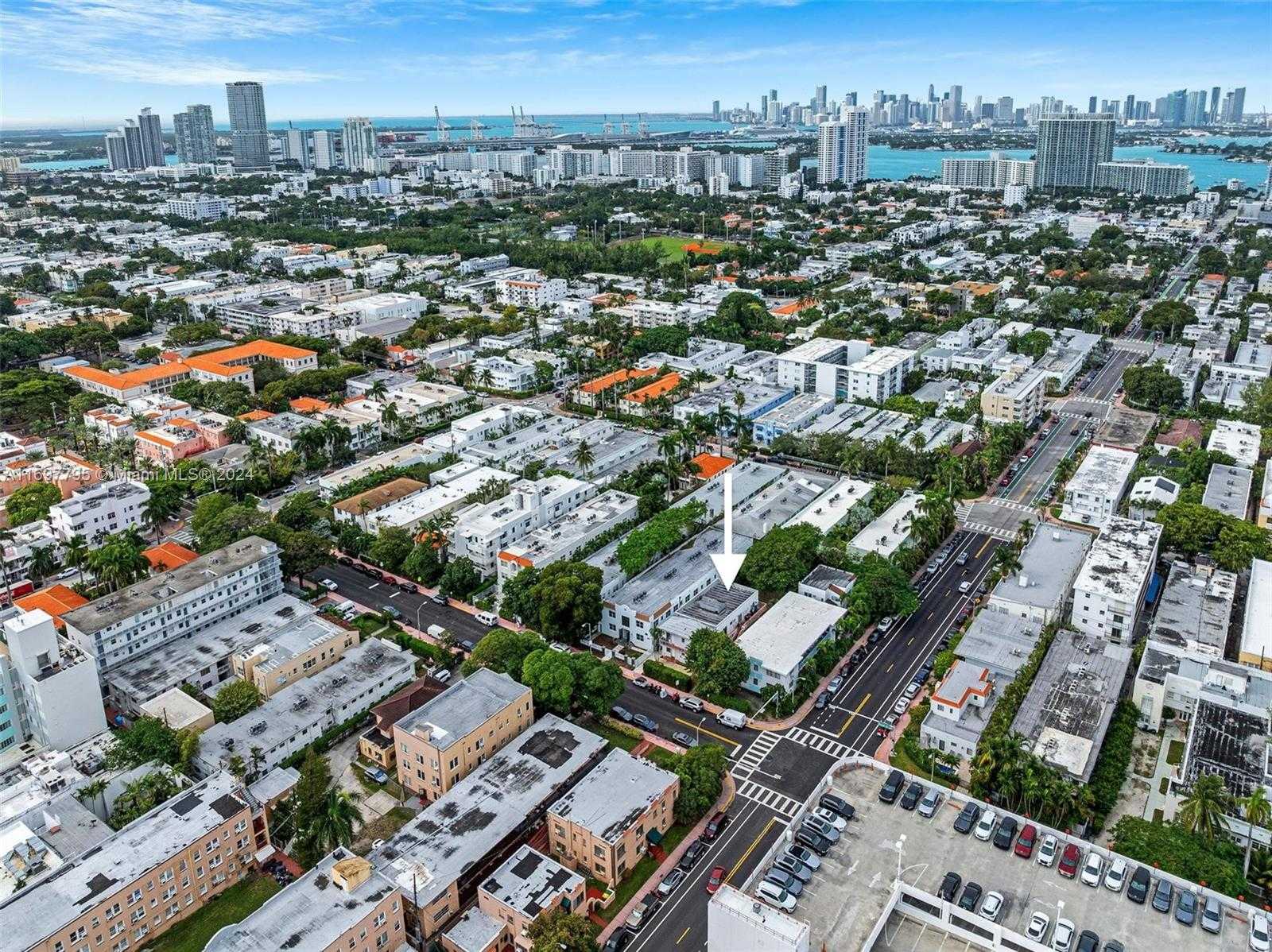 Small Image of 1568 DREXEL AVE, Miami Beach Number 9