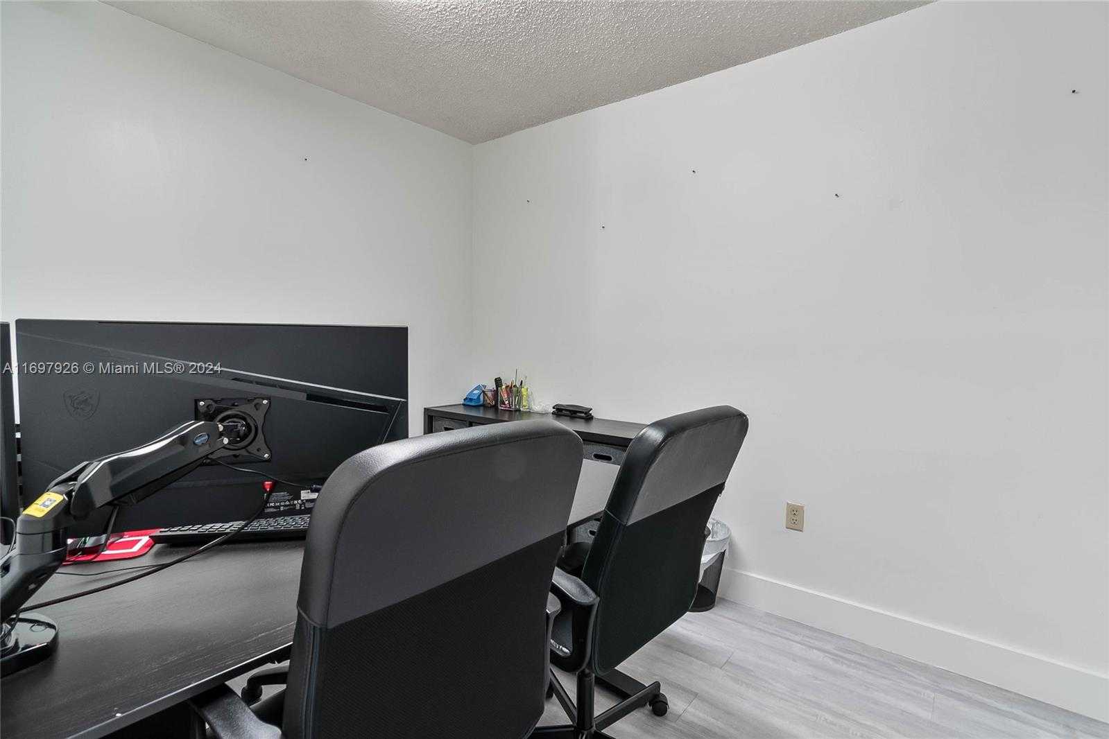 Small Image of 6520 SOUTH WEST 24TH ST, Miami Number 14