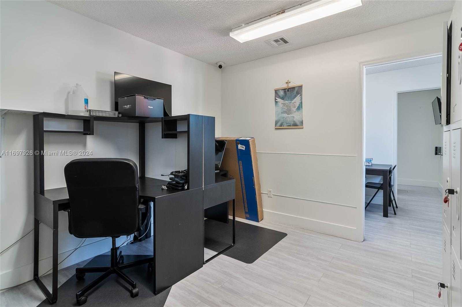 Small Image of 6520 SOUTH WEST 24TH ST, Miami Number 17