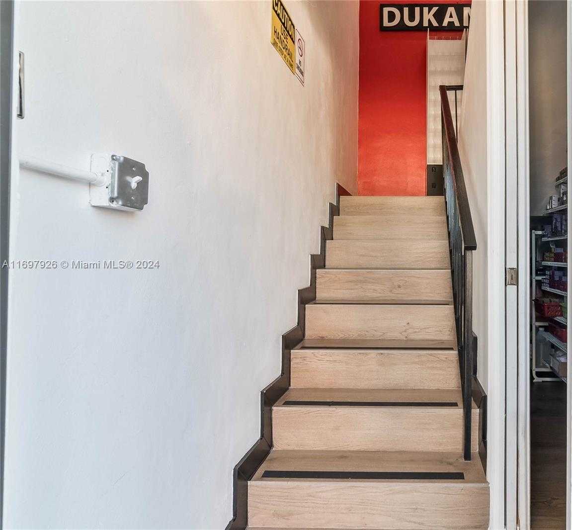 Small Image of 6520 SOUTH WEST 24TH ST, Miami Number 7